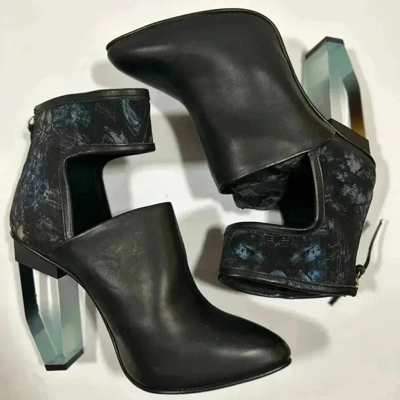 Miista Shoes - NIB!Missta Debora Leather Pointed Toe Ankle Strap Zipper back block heel Size 9